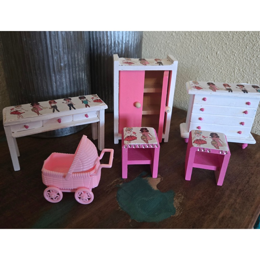 Vintage Style Wooden Dollhouse Furniture Set Pink White Blue 12pc with Doll